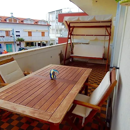 M198 - Marcelli, Trilocale In Centro Fronte Mare Апартаменты